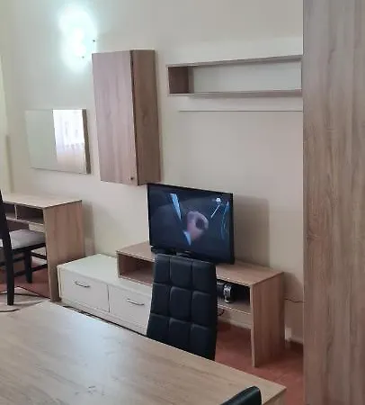 Приземно Студио В Несебър Кристал Апартаментс 20М От Плажа * 네세부르
